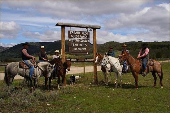 Parade Rest Ranch West Yellowstone Zewnętrze zdjęcie