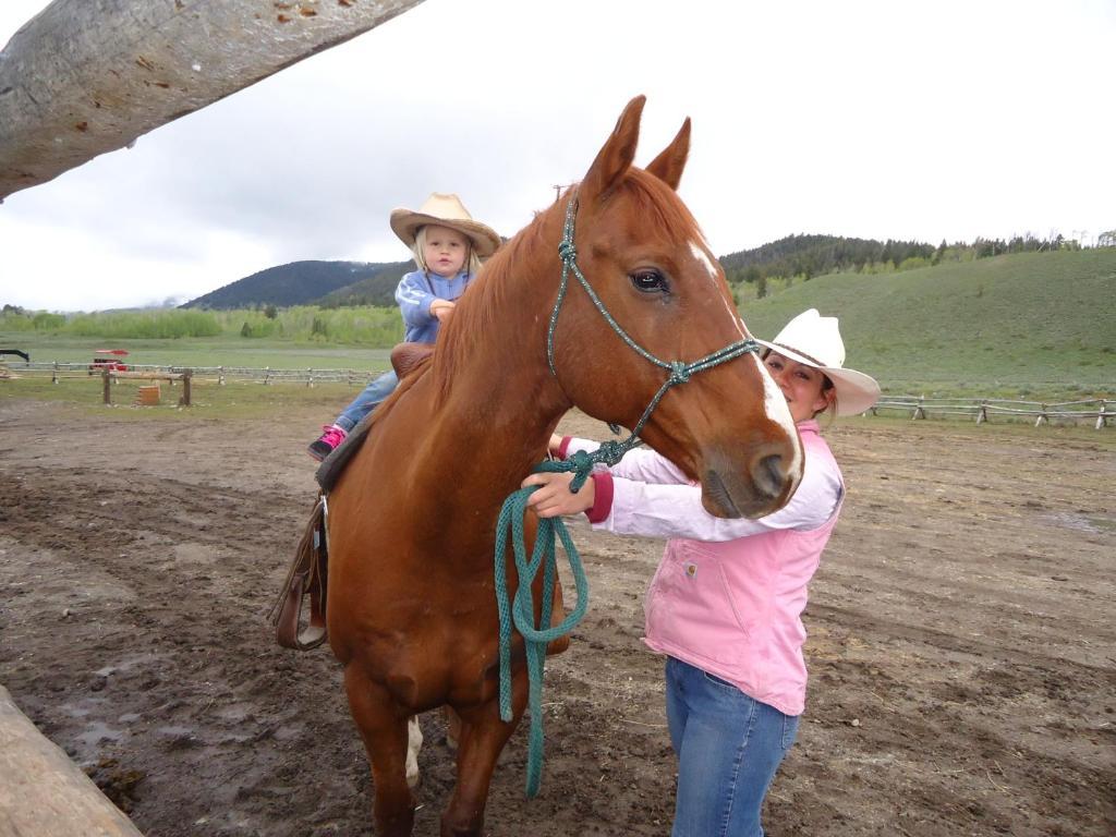 Parade Rest Ranch West Yellowstone Zewnętrze zdjęcie